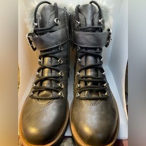 Warm winter boots! Women’s size 7.5